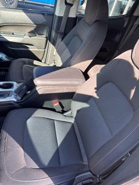 Black 2020 Chevrolet Colorado LT