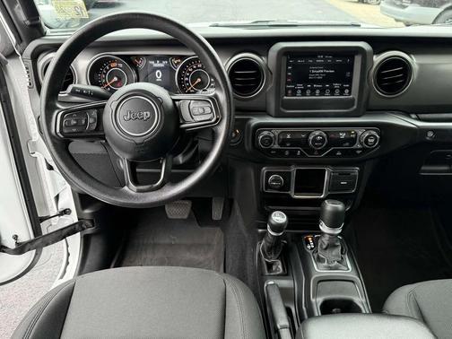 2023 Jeep Wrangler Sport