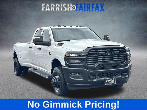 Bright White Clearcoat 2026 RAM 3500 Tradesman