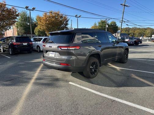 2025 Jeep Grand Cherokee L Altitude