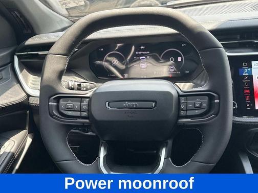 Sting-Gray Clearcoat 2026 Jeep Cherokee Overland