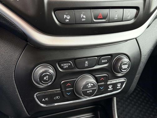 2014 Jeep Cherokee Trailhawk