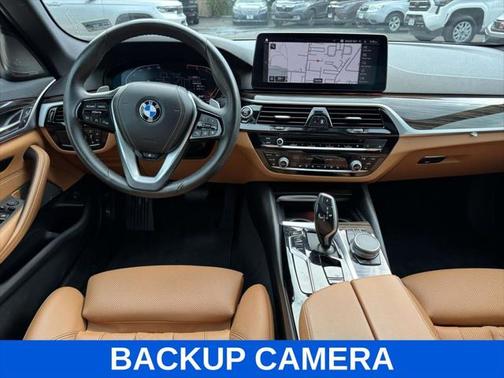 2022 BMW 530 i xDrive