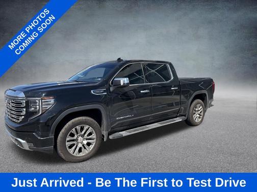 Onyx Black 2022 GMC Sierra 1500 Denali