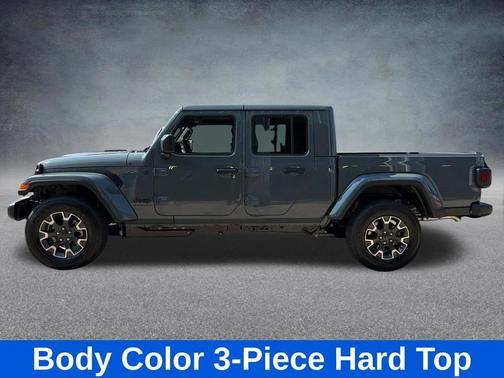 Anvil Clearcoat 2026 Jeep Gladiator Sahara 4x4