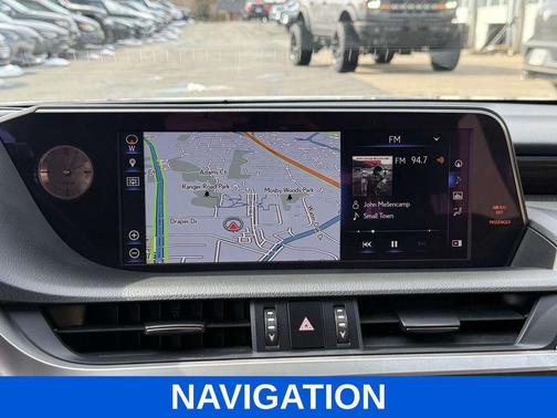 2019 Lexus ES 300h Luxury