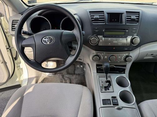 2008 Toyota Highlander Base