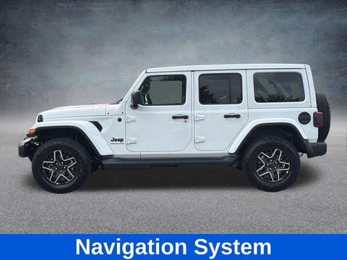 Bright White Clearcoat 2027 Jeep Wrangler Sahara
