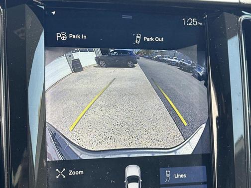 2018 Volvo XC60 Recharge Plug-In Hybrid T8 R-Design