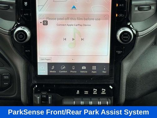 2026 RAM 2500 Tradesman Crew Cab 4x4 6'4' Box