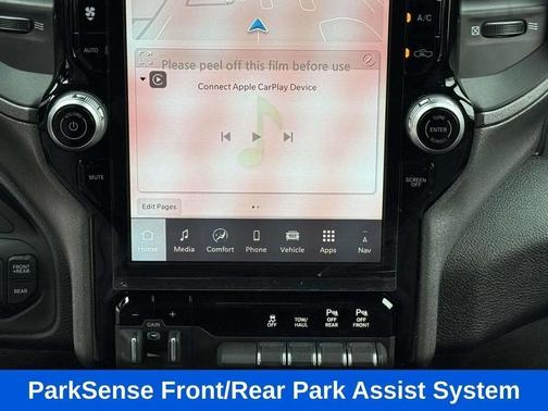 2026 RAM 2500 Tradesman Crew Cab 4x4 6'4' Box