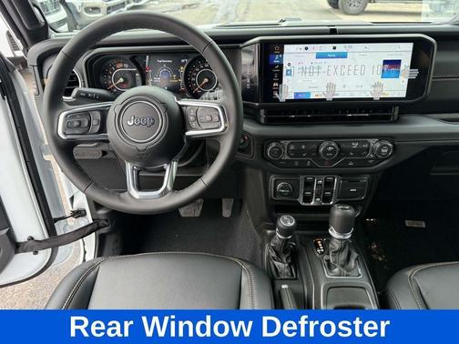 2026 Jeep Wrangler 4-Door Sahara 4x4