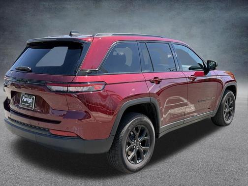Velvet Red Pearlcoat 2025 Jeep Grand Cherokee Altitude