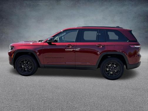 Velvet Red Pearlcoat 2025 Jeep Grand Cherokee Altitude