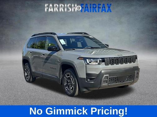 Sting-Gray Clearcoat 2026 Jeep Cherokee Laredo 4x4