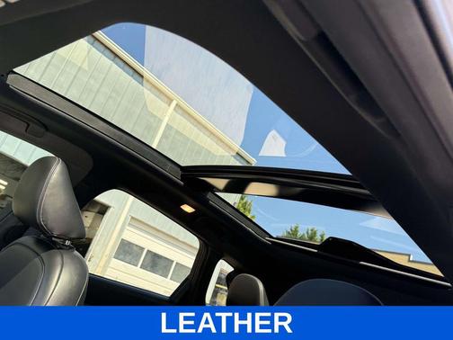 2022 INFINITI QX50 LUXE AWD