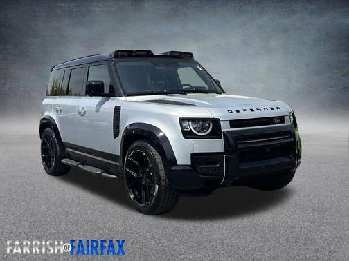 Hakuba Silver Metallic 2022 Land Rover Defender 110 S