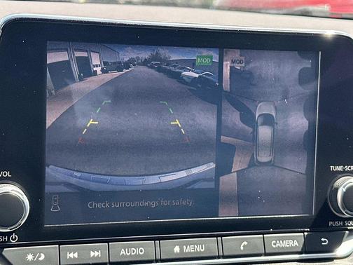 Pearl White Tricoat 2021 Nissan Rogue SV