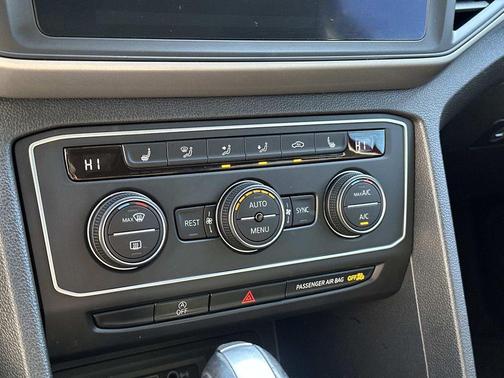 2021 Volkswagen Atlas 3.6L SE w/Technology