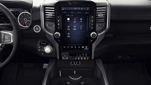 Diamond Black Crystal Pearlcoat 2027 RAM 1500 Laramie