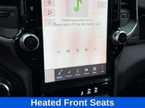 Granite Crystal Metallic Clearcoat 2026 RAM 1500 Big Horn/Lone Star
