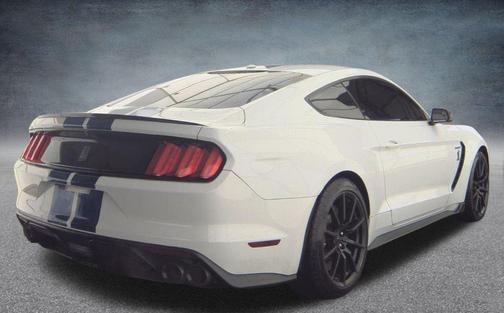 2016 Ford Shelby GT350 Base
