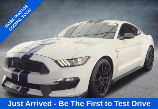 2016 Ford Shelby GT350 Base