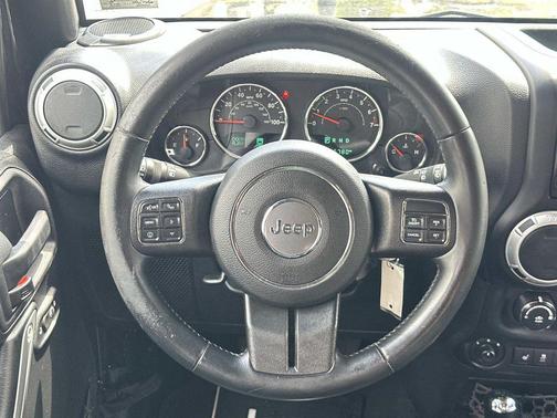 Black Clearcoat 2015 Jeep Wrangler Unlimited Sahara