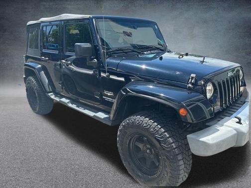 Black Clearcoat 2015 Jeep Wrangler Unlimited Sahara
