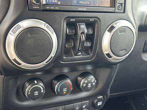 Black Clearcoat 2015 Jeep Wrangler Unlimited Sahara