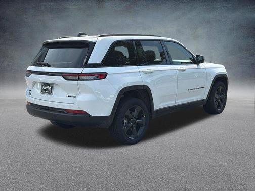 Bright White Clearcoat 2025 Jeep Grand Cherokee Limited