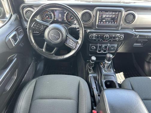 Black Clearcoat 2020 Jeep Wrangler Unlimited Sport