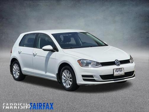 2017 Volkswagen Golf TSI S 4-Door