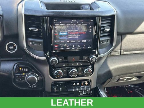 Bright White Clearcoat 2019 RAM 1500 Big Horn