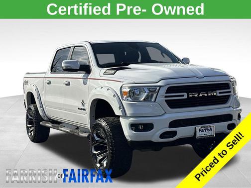 Bright White Clearcoat 2019 RAM 1500 Big Horn