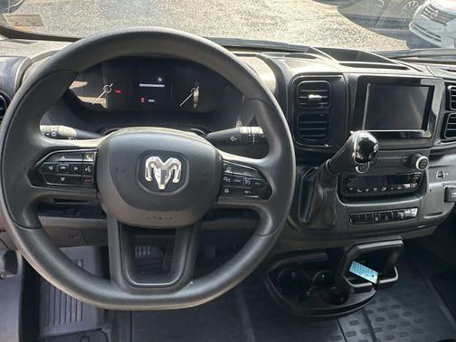 2025 RAM ProMaster 2500 Tradesman