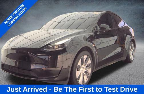 2023 Tesla Model Y Long Range Dual Motor All-Wheel Drive