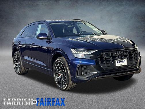 2022 Audi Q8 55 Premium Plus