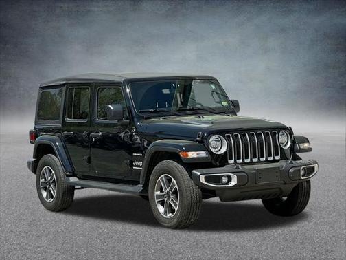 2023 Jeep Wrangler 4-Door Sahara 4x4