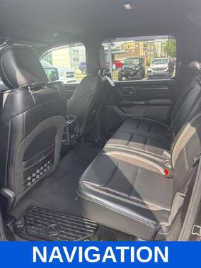 Diamond Black Crystal Pearlcoat 2022 RAM 1500 TRX