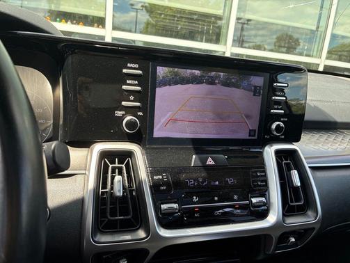 Sparkling Silver 2021 Kia Sorento S