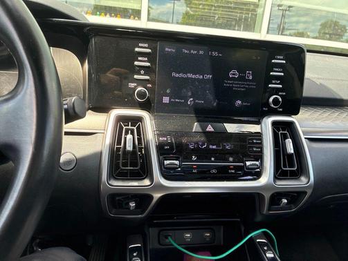 Sparkling Silver 2021 Kia Sorento S