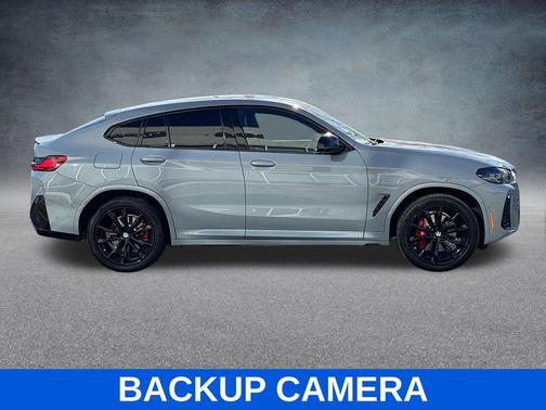 2023 BMW X4 xDrive30i