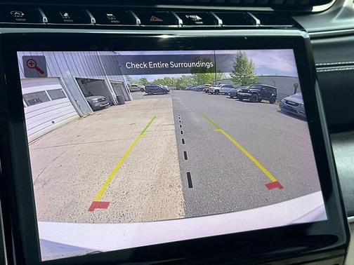 Bright White Clearcoat 2022 Jeep Grand Cherokee L Limited