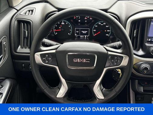 Desert Sand Metallic 2022 GMC Canyon Elevation
