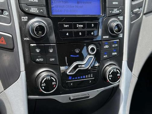 2013 Hyundai SONATA Hybrid Base