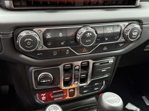 2026 Jeep Gladiator Mojave 4x4