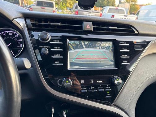 Aqua 2019 Toyota Camry SE