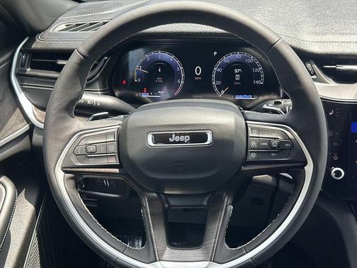 Baltic Gray Metallic Clearcoat 2026 Jeep Grand Cherokee Limited