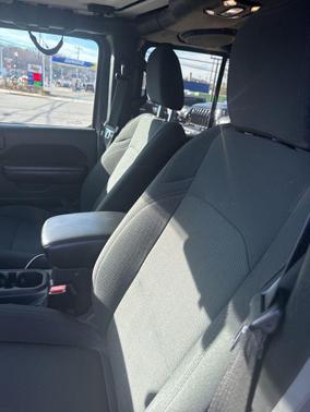 2021 Jeep Gladiator Sport S